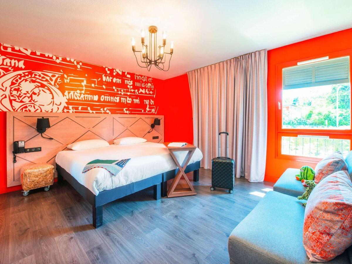 ホテル Ibis Styles Carcassonne La Cite エクステリア 写真