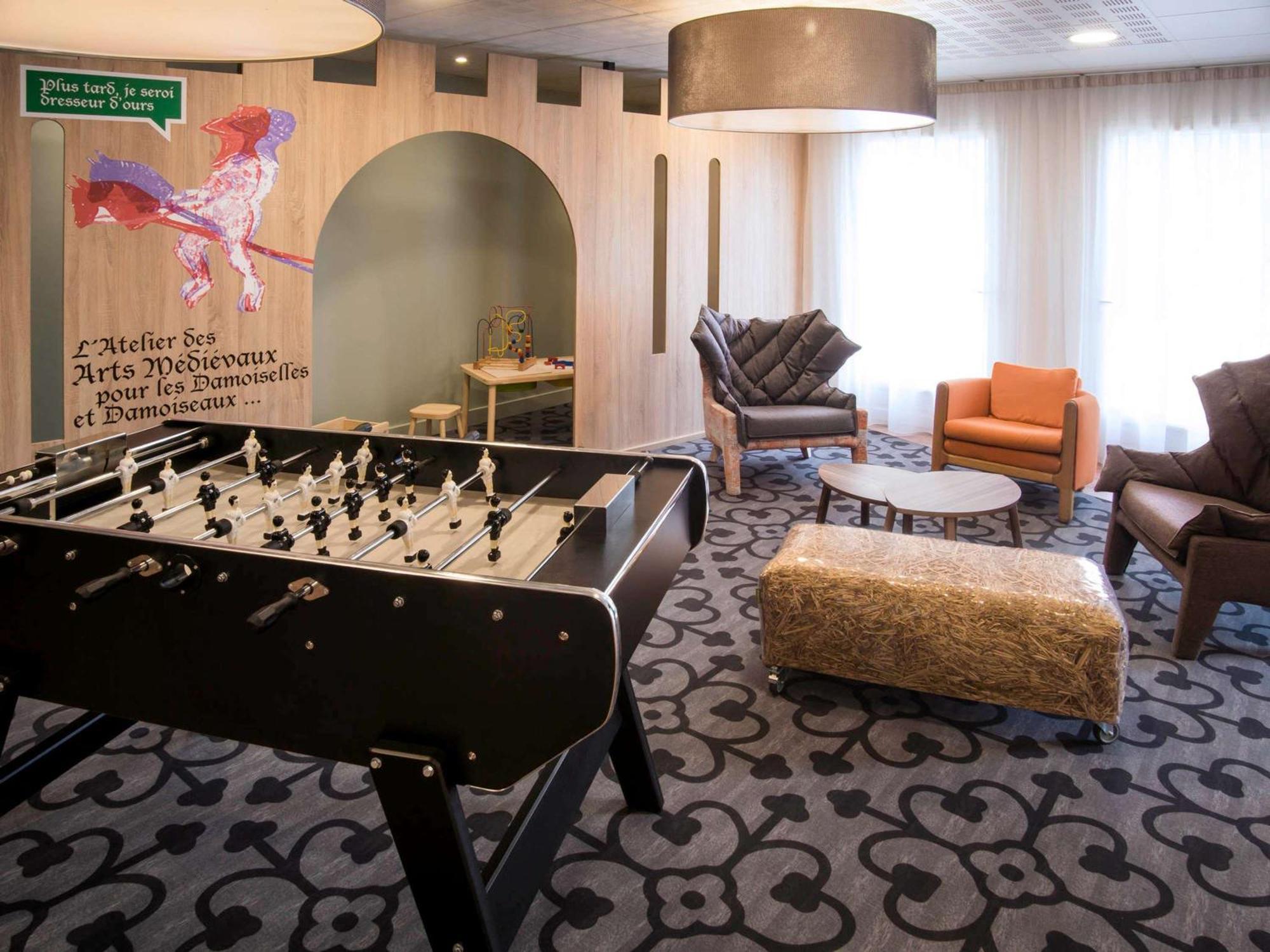 ホテル Ibis Styles Carcassonne La Cite エクステリア 写真