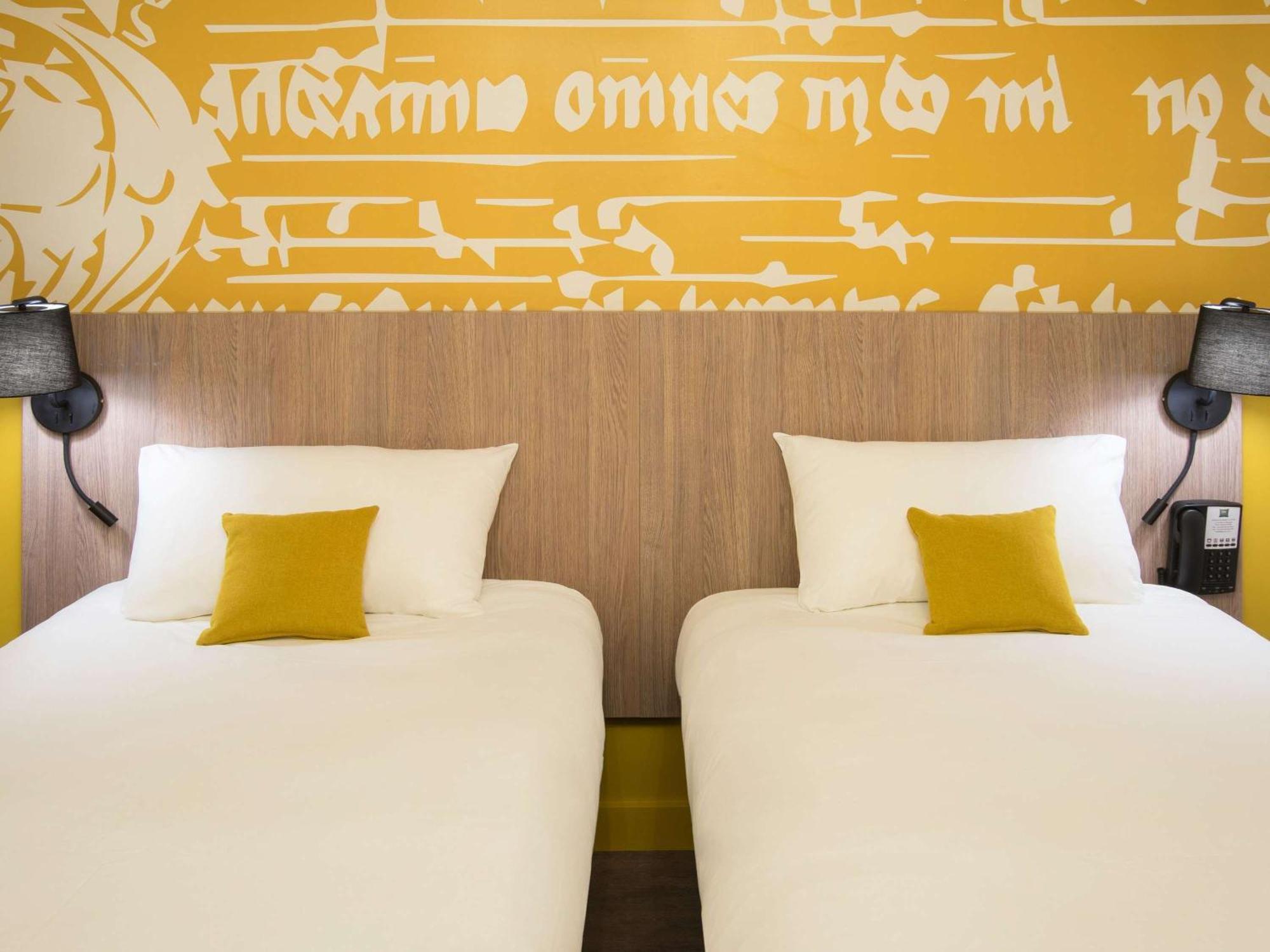 ホテル Ibis Styles Carcassonne La Cite エクステリア 写真